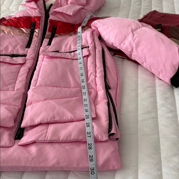 JOCELYN PUFFER JACKET WITH LOTS OF DETAILING - Picture 14 of 14